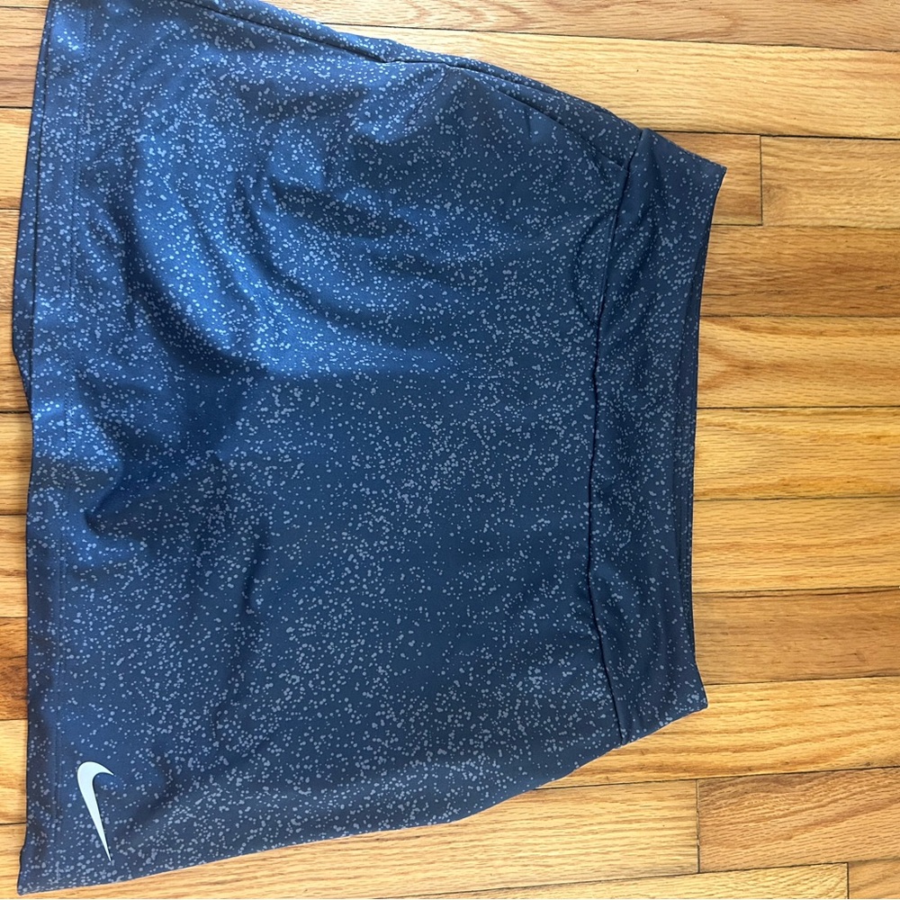 Nike Dri-FIT Speckled Gray Skirt